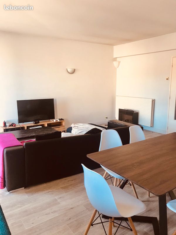 Parking 86 m² · à Limoges · 86 m² · 750 €/mois