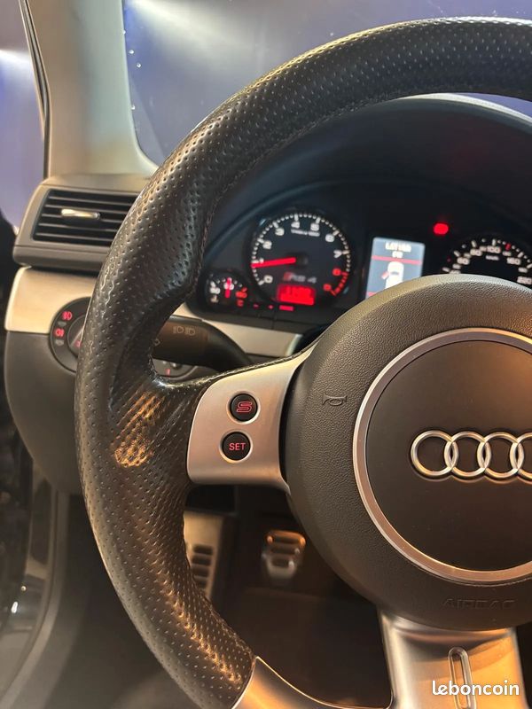 AUDI RS4 B7 Avant 4.2 V8 420ch - 2006 - 175 000 km - Suivi complet - décalaminage éffectué (image 13)