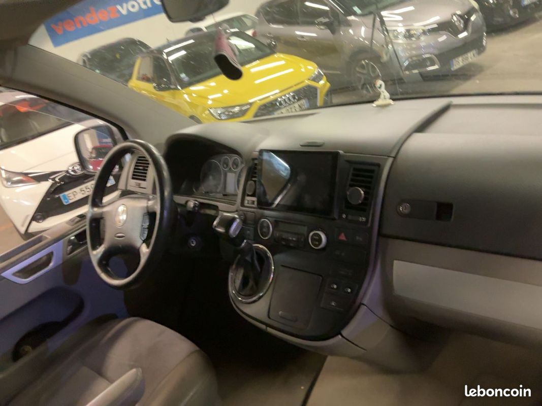 Vag MULTIVAN 2.5 TDI 175CV Highline BVA ......... PARC OUVERT 7/7 SUR RDV .......... (image 5)