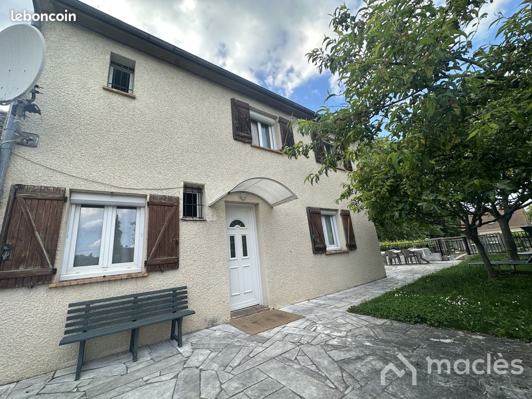 Maison 7 pièces 130 m² · à Sarcelles · 130 m² · 390 000 €
