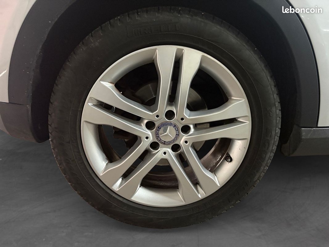 MERCEDES CLASSE GLA 250 Sensation Caméra De Recul Climatisation Auto Garantie 12 mois (image 21)