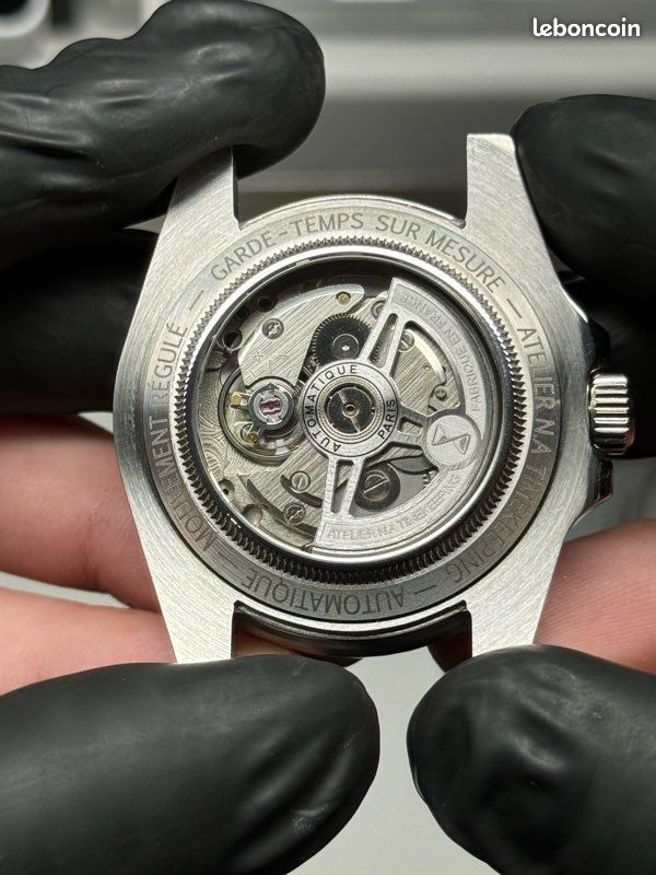 N.A Timekeeping – Classic GMT Carbon Pièce Unique « Black Carbon Pepsi » Acier (image 2)