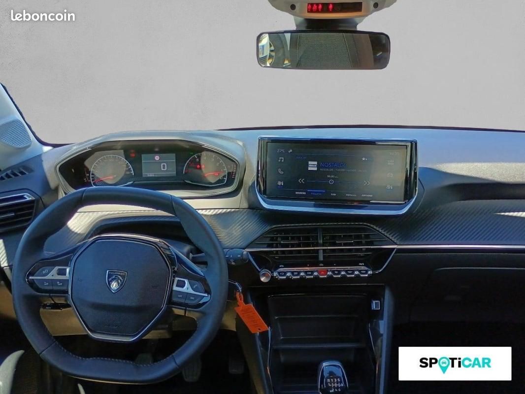 Peugeot 208 100 S&S BVM6 Style (image 8)