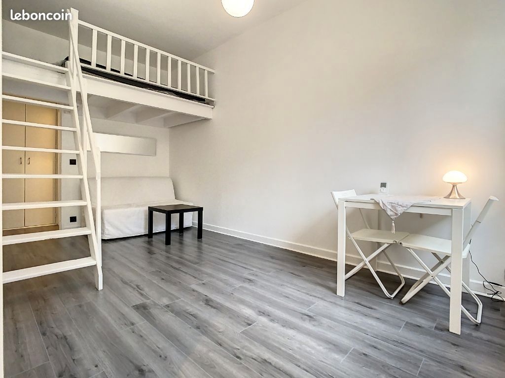 Appartement 1 pièce 34 m² · à Saint-Maurice · 34 m² · 837 €