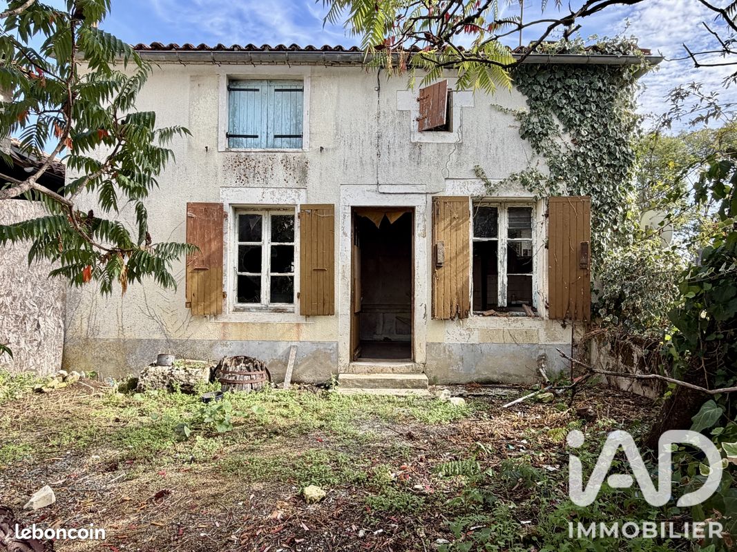 Maison 4 pièces 60 m² · à Aunac-sur-Charente · 60 m² · 28 500 €