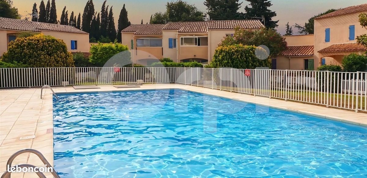 Appartement 1 pièce 25 m² · à La Londe-les-Maures · 25 m² · 700 €/mois