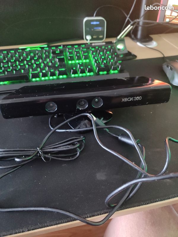 Kinect Xbox 360 (image 1)