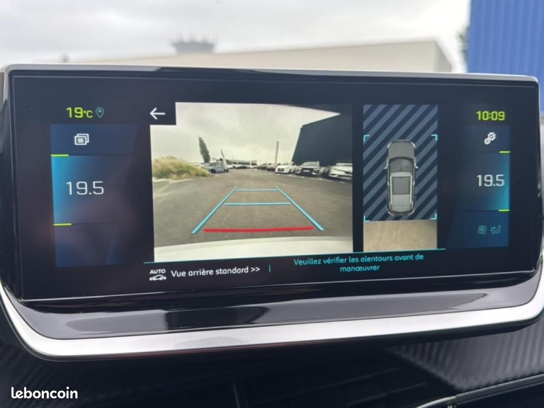 Peugeot 2008 ELECTRIQUE 136 ch Roadtrip (image 16)