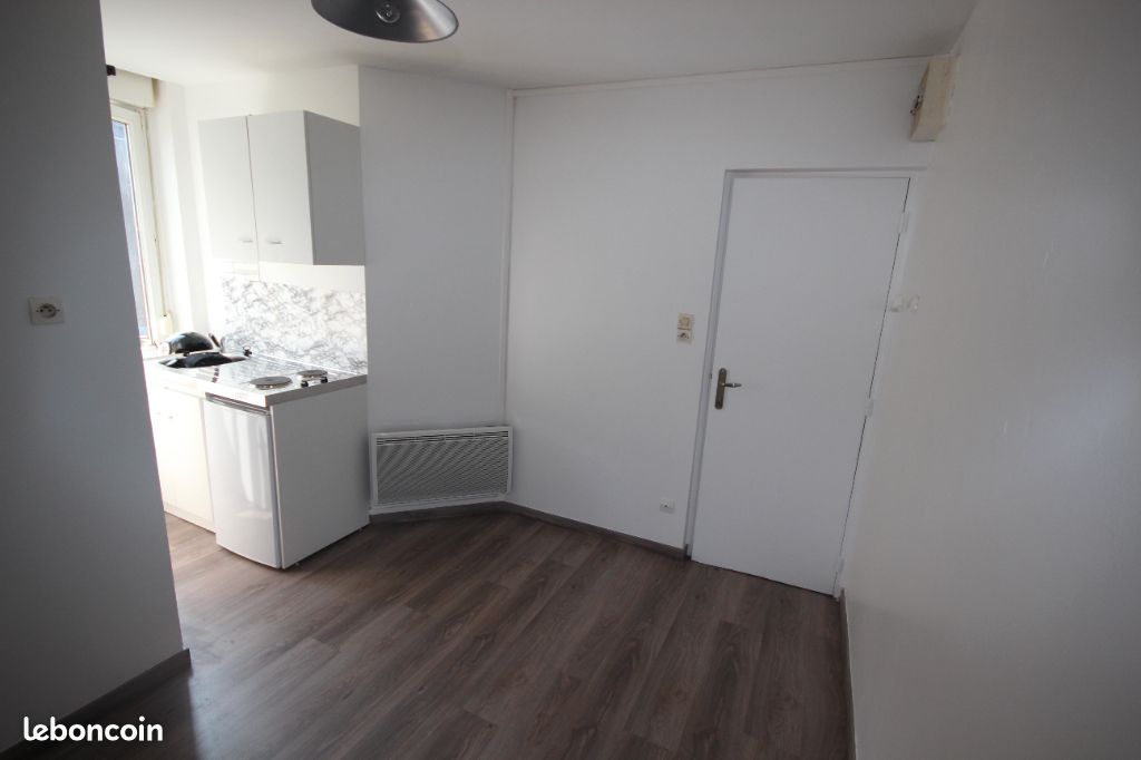 Appartement 1 pièce 12 m² · à Lille · 12 m² · 285 €/mois