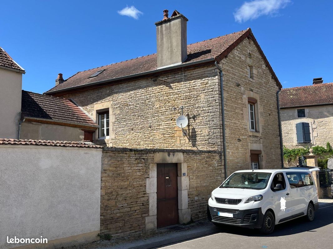 Maison 5 pièces 124 m² · à Les Riceys · 124 m² · 82 620 €