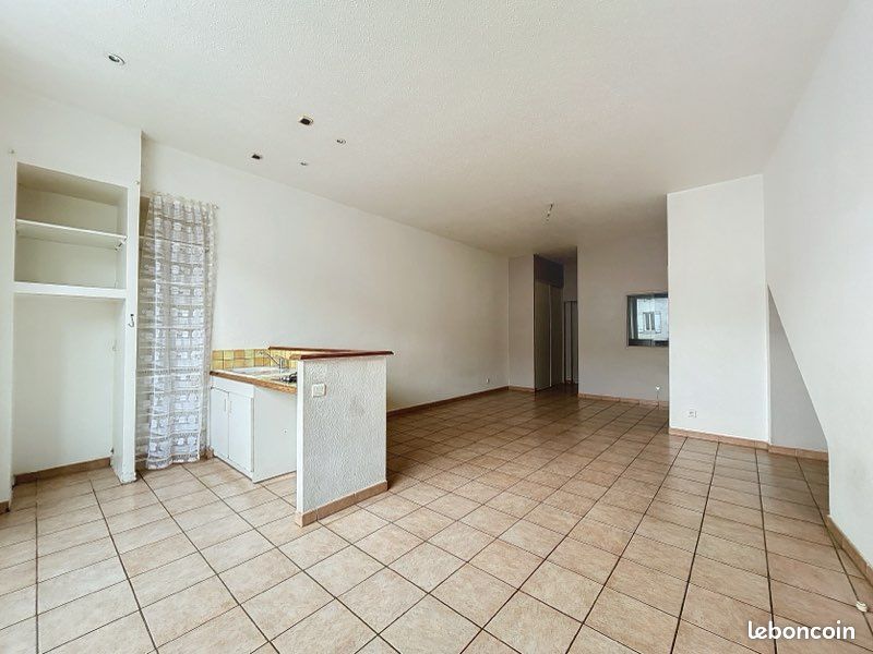 Appartement 2 pièces 55 m² · à Joyeuse · 55 m² · 460 €/mois