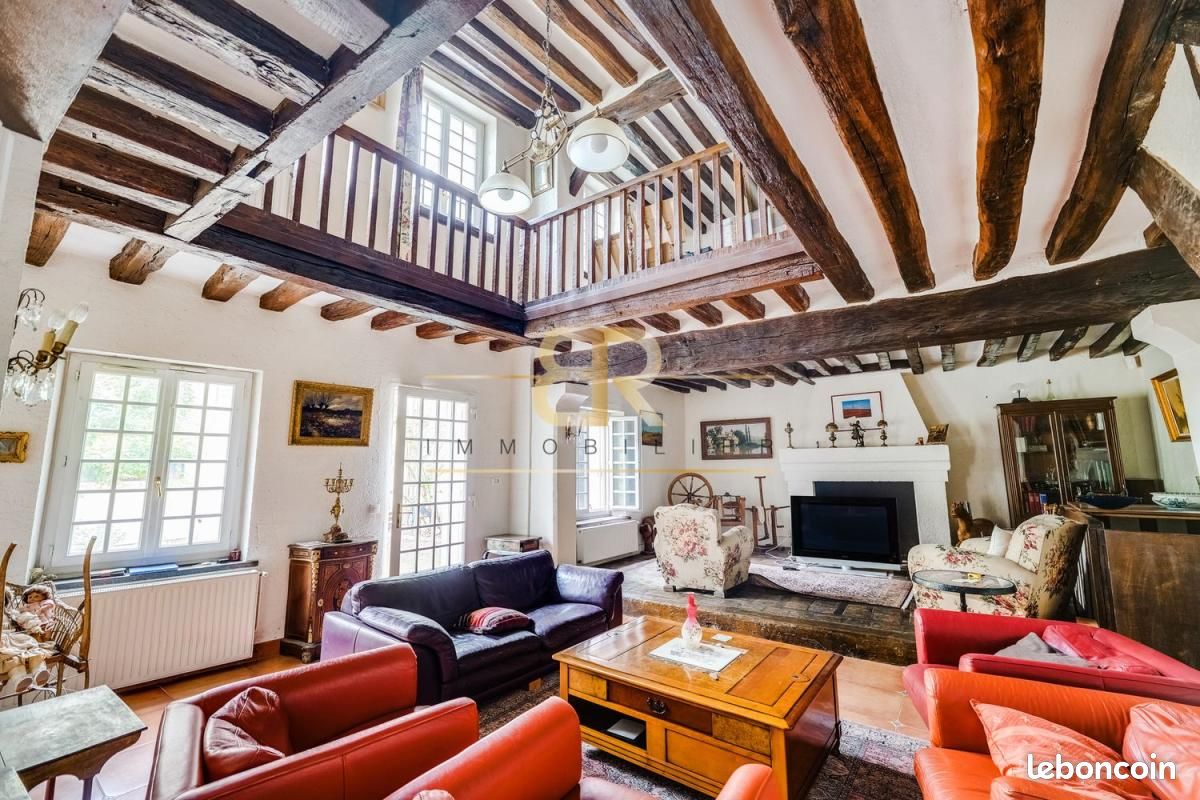 Maison 14 pièces 378 m² · à Nanterre · 378 m² · 1 610 000 €