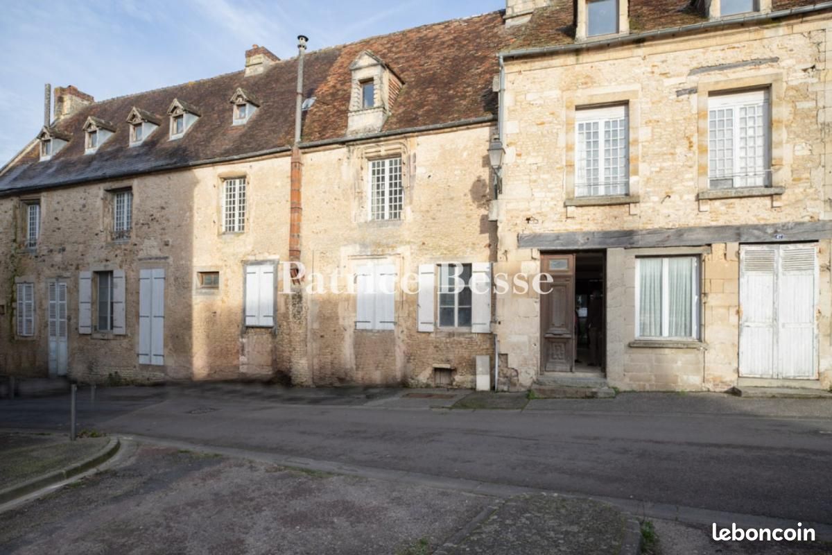 Immeuble 14 pièces 501 m² · à Falaise · 501 m² · 380 000 €