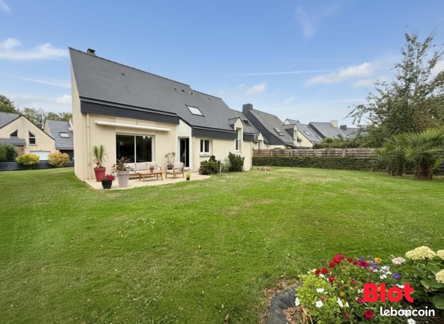 Maison 6 pièces 113 m² · à Saint-Grégoire · 113 m² · 449 900 €