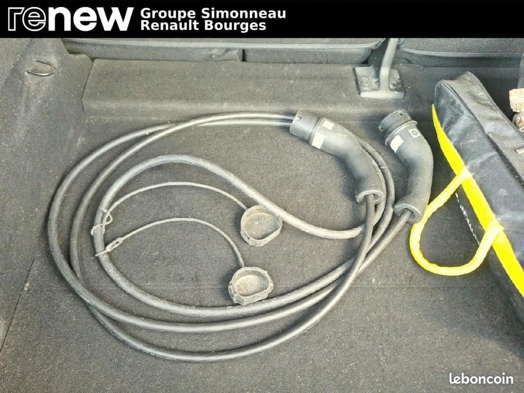 Renault Mégane E-TECH EV60 220 ch super charge Techno (image 14)