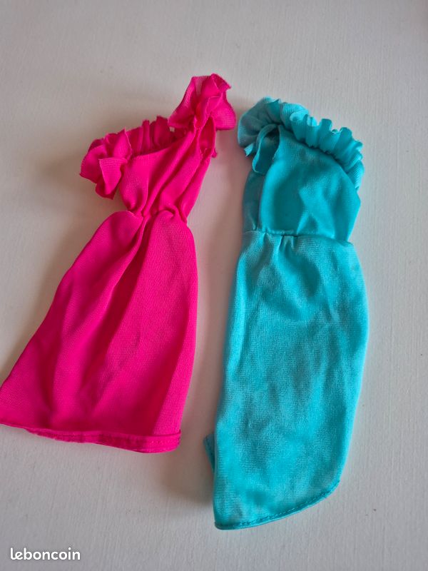 Lot vêtement vintage pour poupée Barbie (image 3)