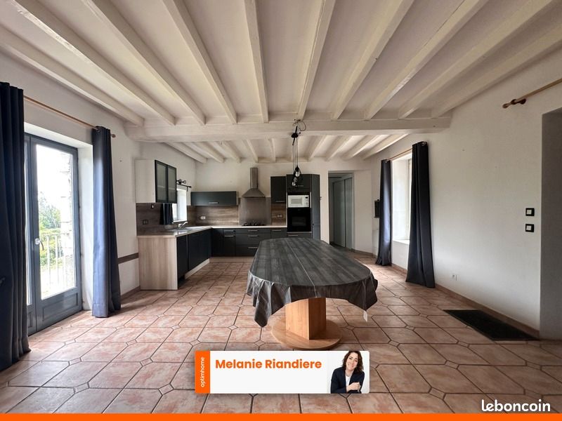 Maison 6 pièces 121 m² · à Baugé-en-Anjou · 121 m² · 157 500 €