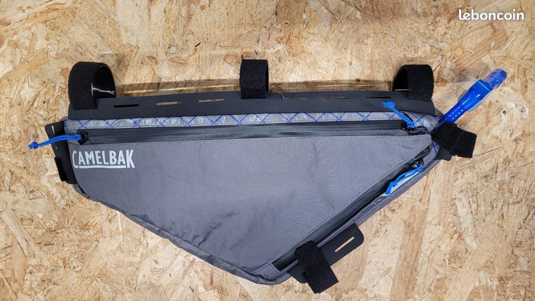 Sacoche de cadre CAMELBAK Mule S + poche à eau 2L | CRO