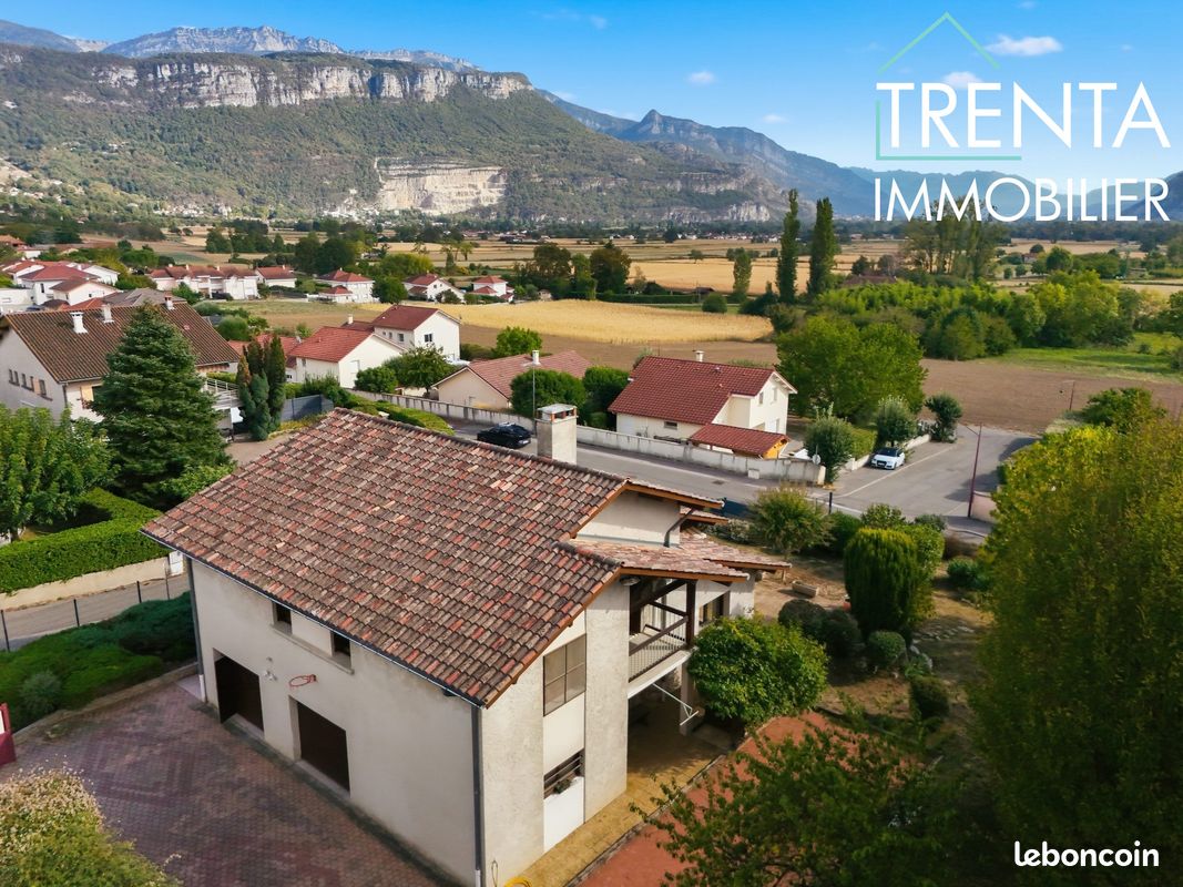 Maison 6 pièces 135 m² · à Saint-Jean-de-Moirans · 135 m² · 445 000 €