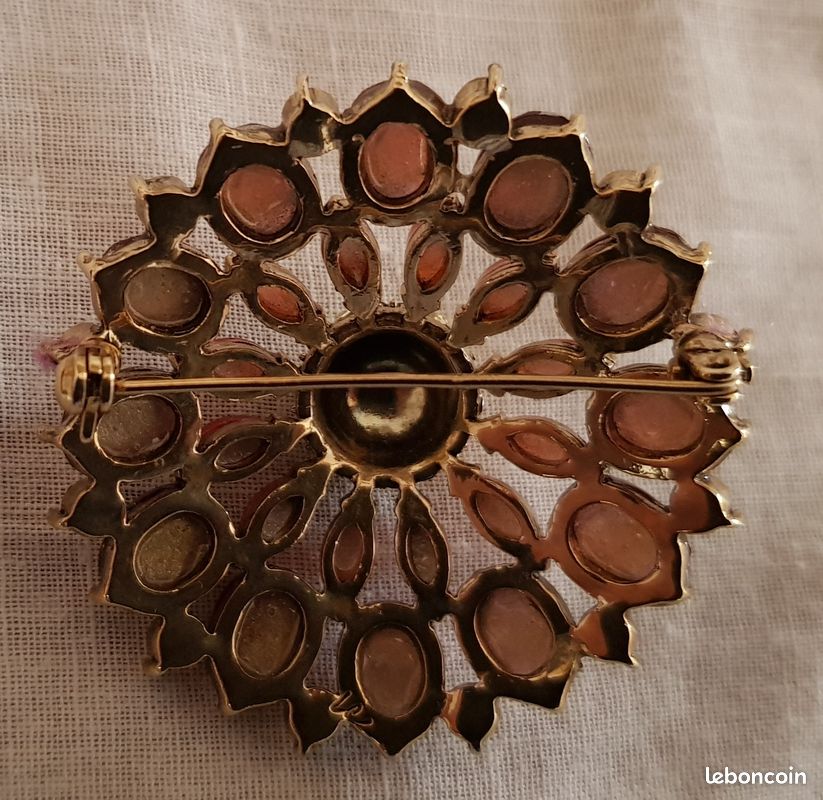 Broche Art Nouveau antique en laiton avec verre saphir, gouttes pendantes, début des années 1900 - France
