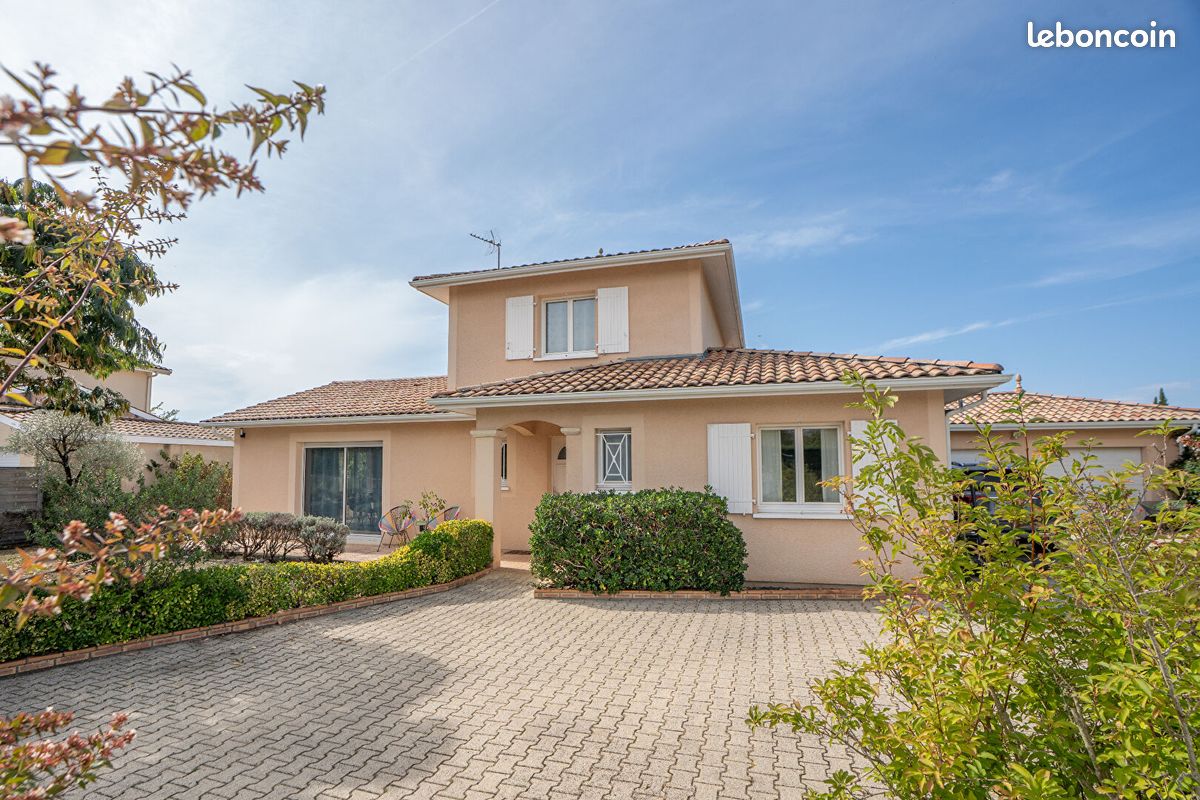 Maison 7 pièces 166 m² · à Saint-Médard-en-Jalles · 166 m² · 583 000 €