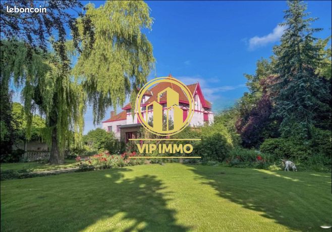 Villa 10 pièces 302 m²