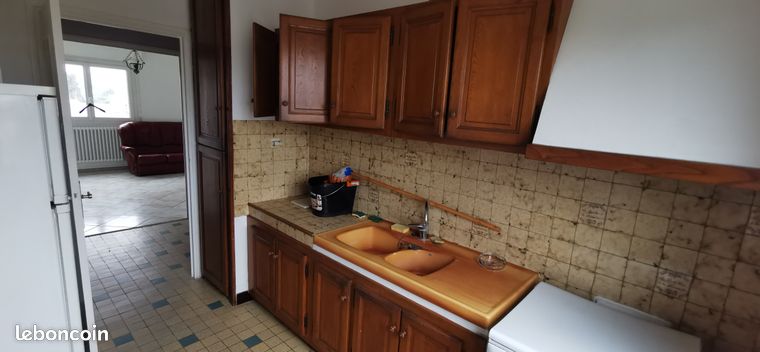 T4 900euros charge comprise la grande serve 69320 feyzin
