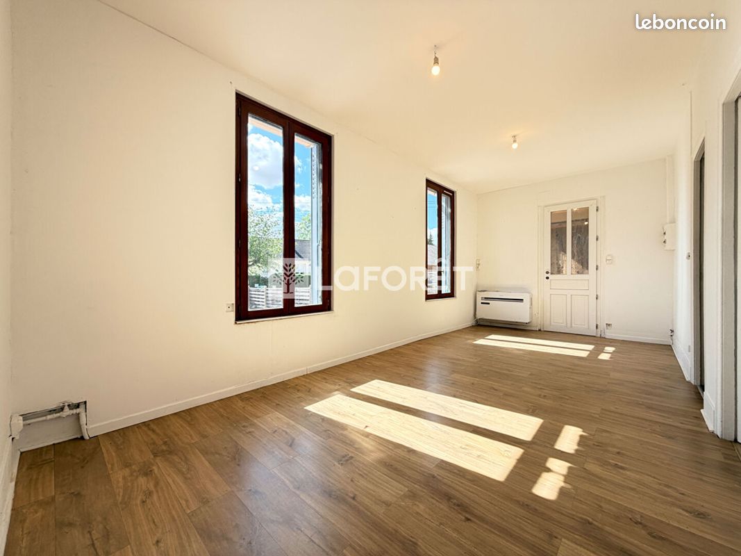 Maison 3 pièces 58 m² · à Bailleau-le-Pin · 58 m² · 139 900 €