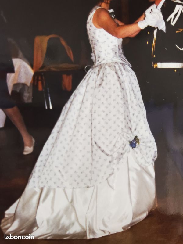 Robe de mariée (image 1)