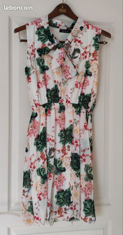 Robe fleurs (image 2)