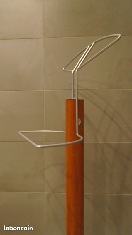 Cadre de lit + sommier + matelas + 2 chevets + 2 valets (image 12)