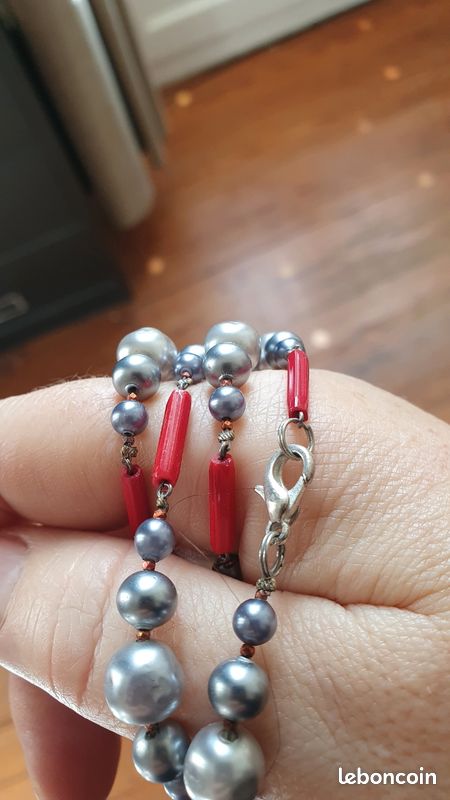 Collier Sautoir Vintage En Perles Carrées Et Rondes Rouges - Long, Sans Emballage, Neuf