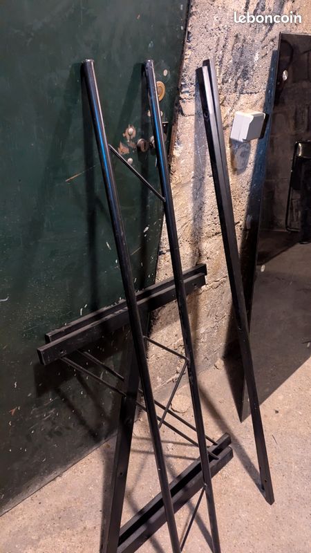 Bureau métal et plateau verre noir (image 3)
