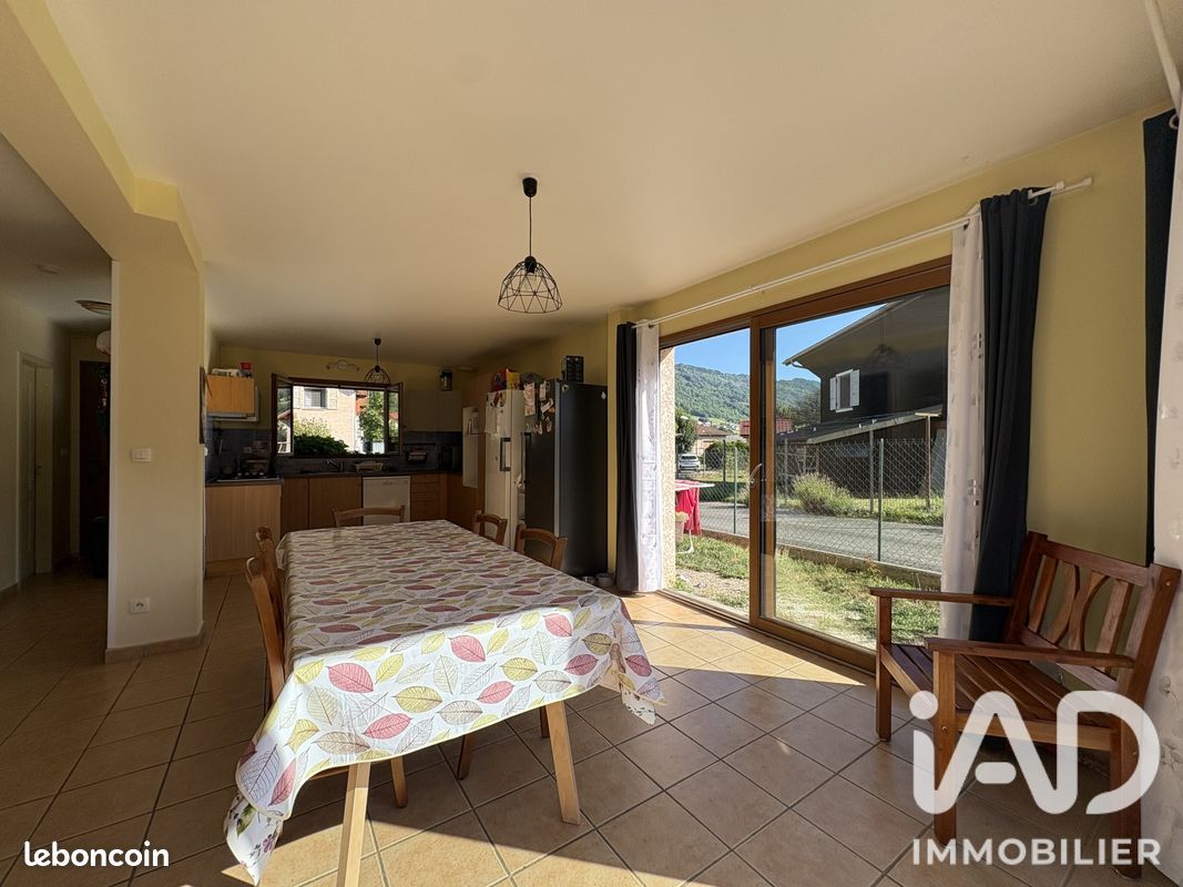 Maison familiale 5 pièces 114 m² (image 6)