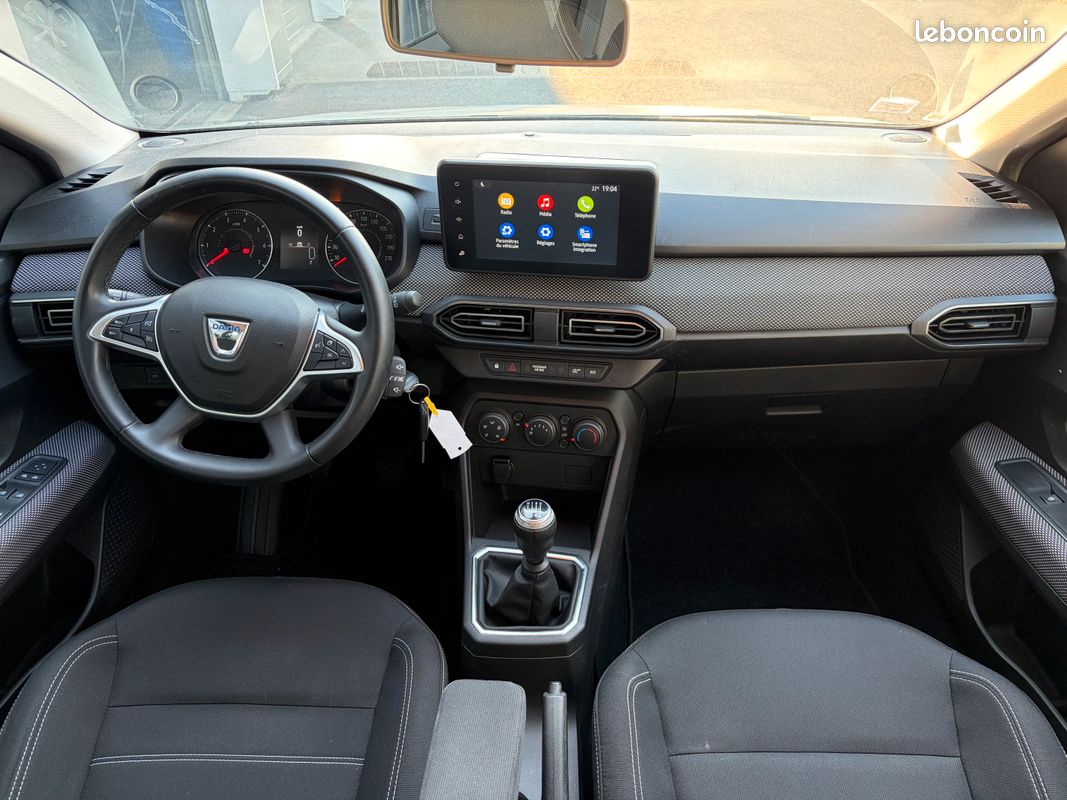 Dacia sandero confort eco-g 100 39671kms 12990 (image 3)