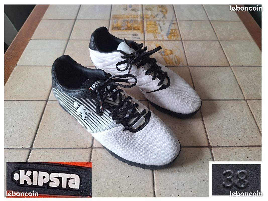 Chaussures de football homme Taille 44 | A commander chez