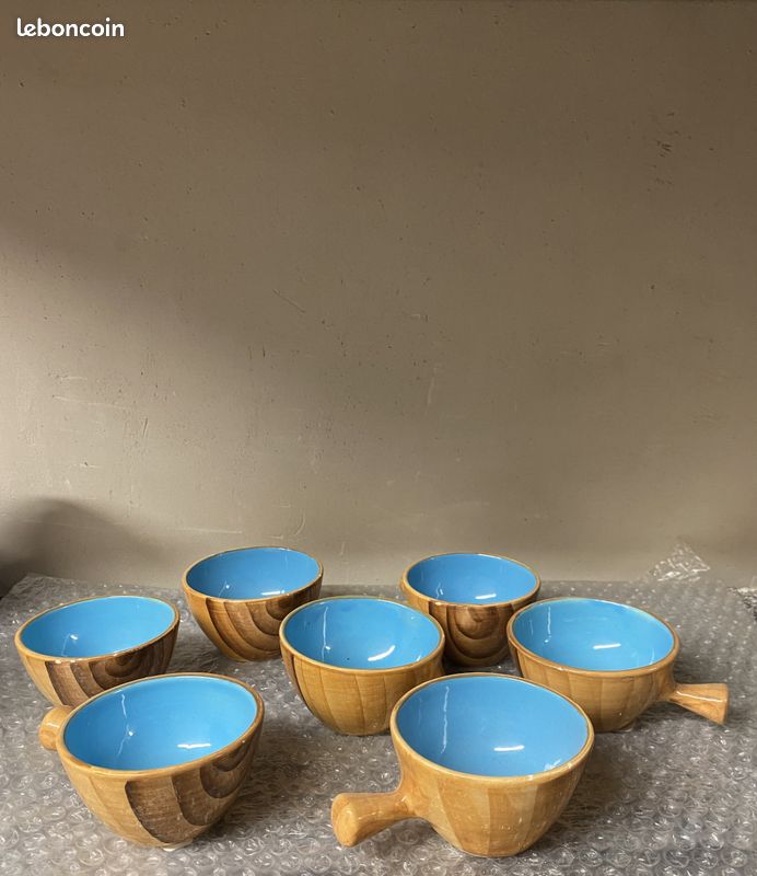 Tasses bleues et bois Vallauris (image 3)