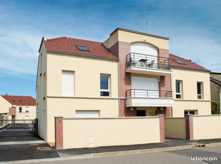 Appartement 2 pièces 47 m² · à Magny-les-Hameaux · 47 m² · 800 €/mois