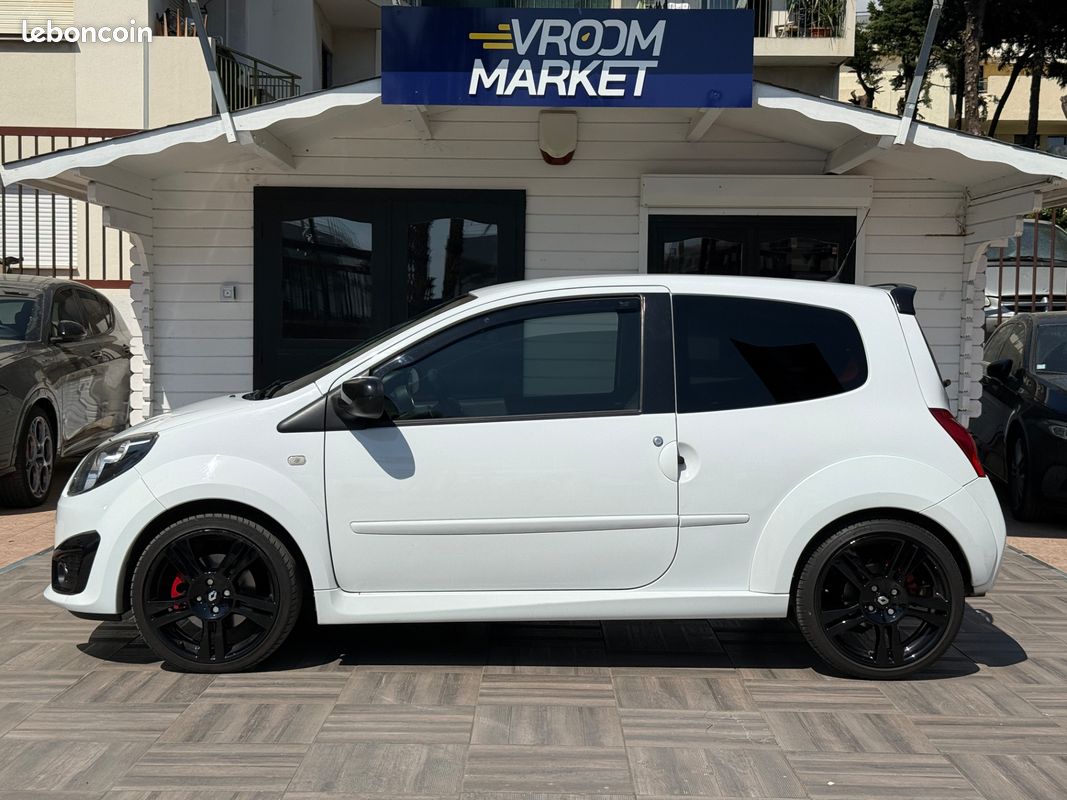 RENAULT Twingo RS 1.6 130ch - 2011 - 110 000 km - Kit Distribution fait à 109000 - Demi ligne - Suivi Complet (image 6)