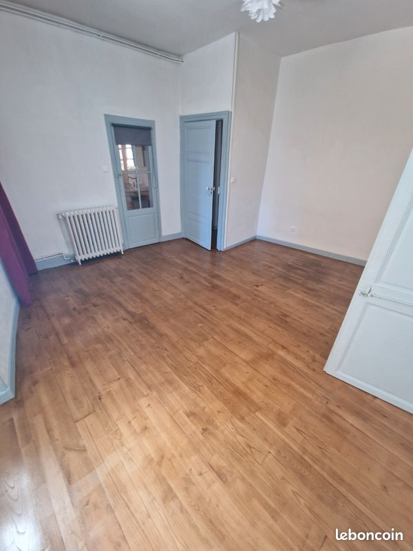 Appartement 4 pièces 107 m² · à Tulle · 107 m² · 678 €/mois