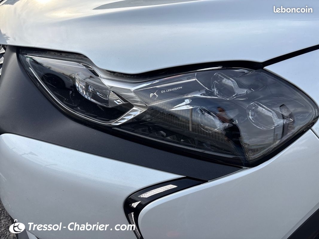 DS DS3 Crossback BlueHDi 130 EAT8 Performance Line+ (image 25)