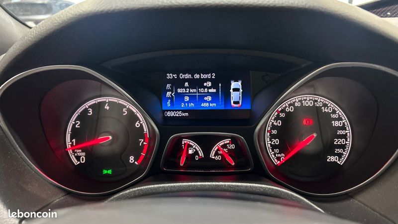 Ford FOCUS 2.0 ECOBOOST 250CH STOP&START ST (image 20)