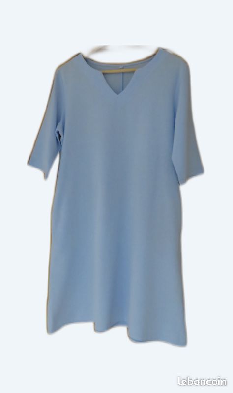 Robe (image 1)