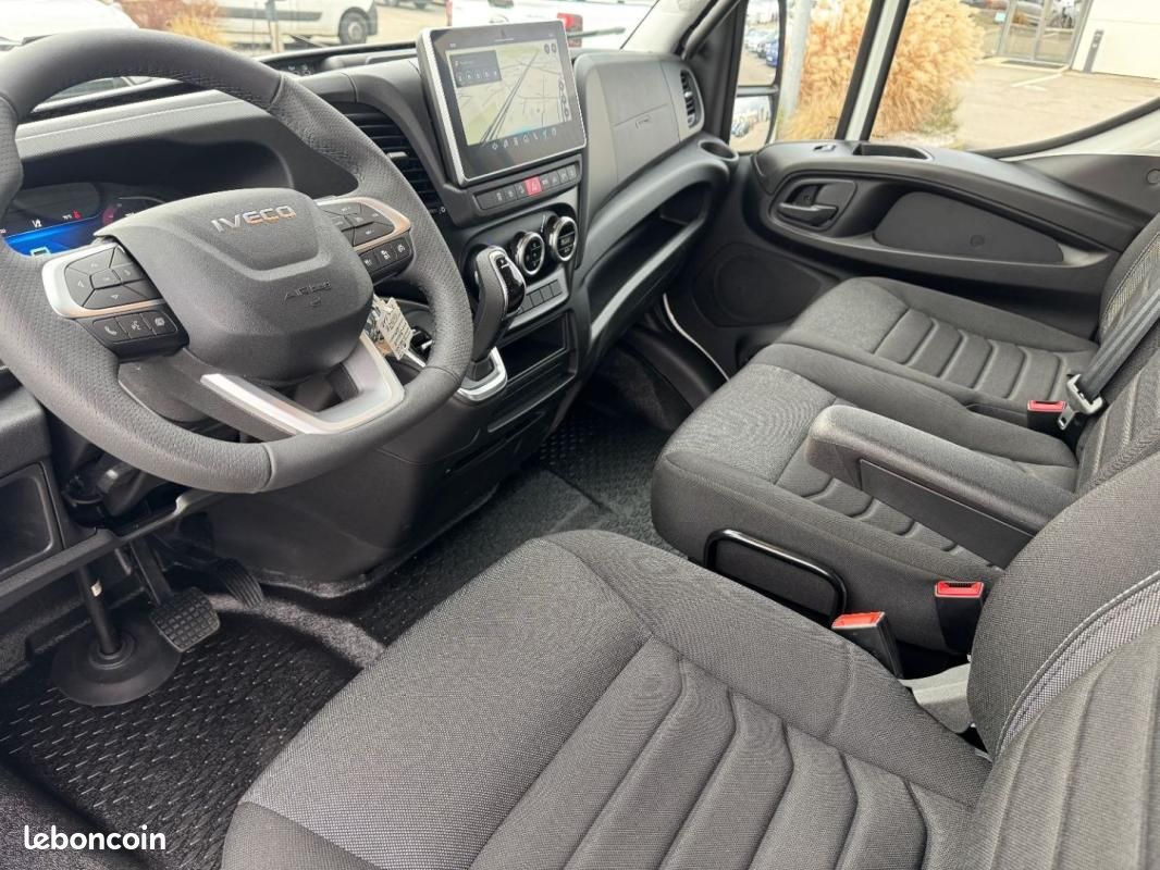 Iveco Daily CAISSE 35C18 A8 180CV 3L DEMENAGEMENT 27.5M3 (image 6)