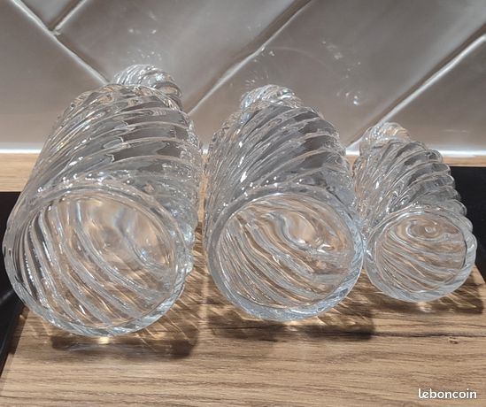 Lot De 3 Flacons En Cristal Baccarat Modèle Bambou - Très Bon état