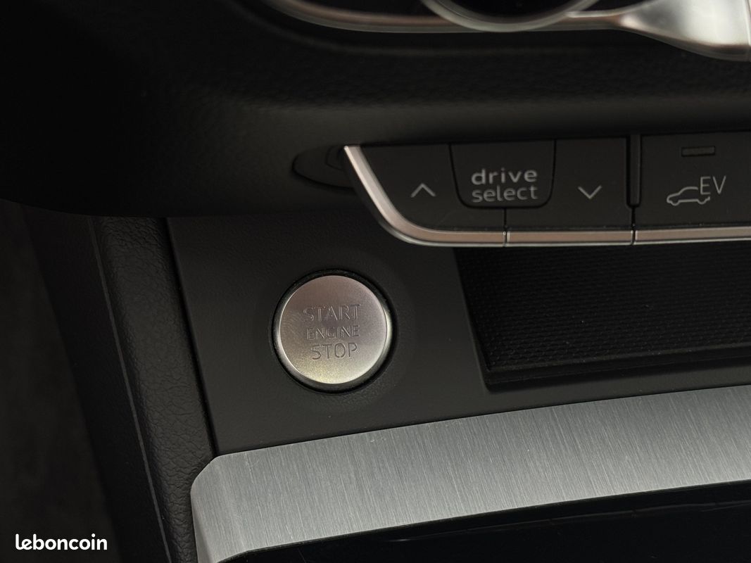 AUDI Q5 Sportback 50 TFSIe 299 S tronic 7 Quattro S line (image 9)
