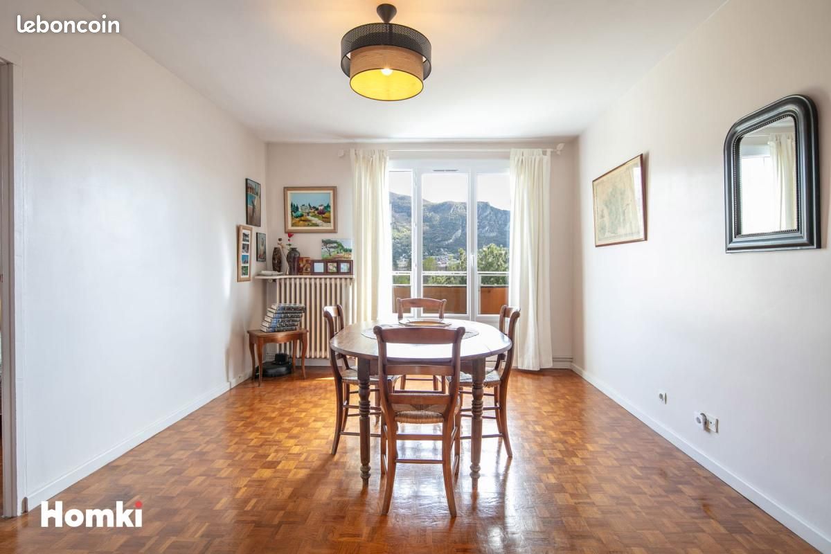 Appartement 4 pièces 60 m² · à Fontaine · 60 m² · 110 000 €