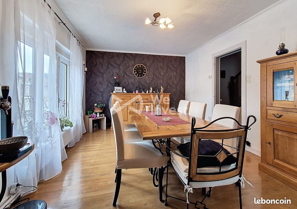 Maison 8 pièces 195 m² · à Longuyon · 195 m² · 255 000 €