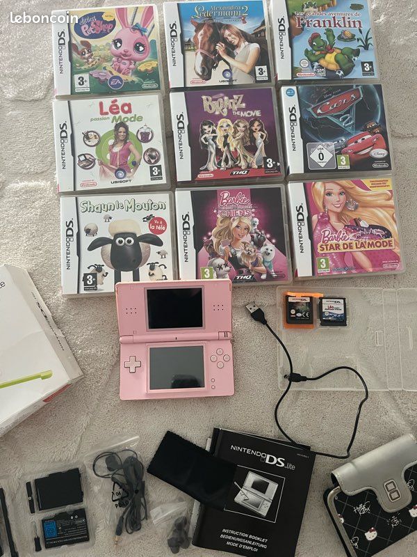 Nintendo ds lite (image 1)