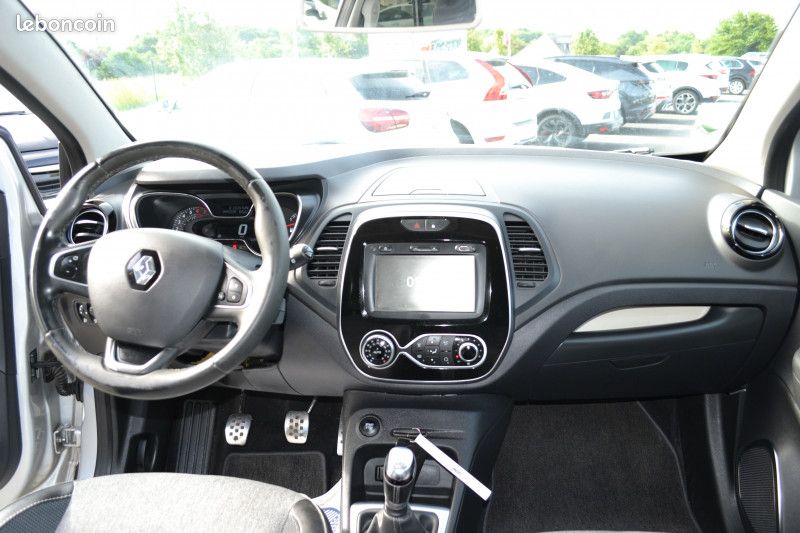 Renault CAPTUR 1.3 TCE 130CH FAP INTENS (image 9)